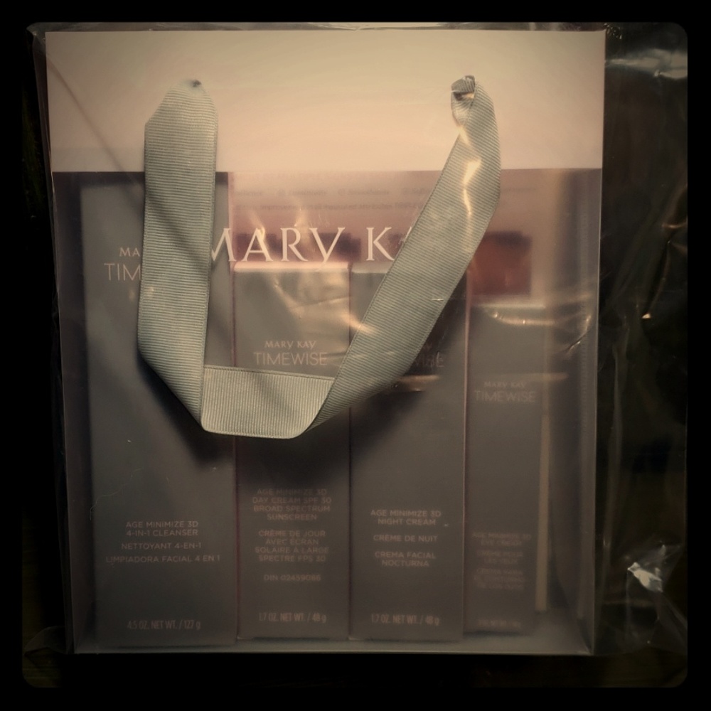 Mary Kay TimeWise miracle set 3D